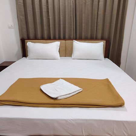 Hotel Nova Kochi Exterior foto