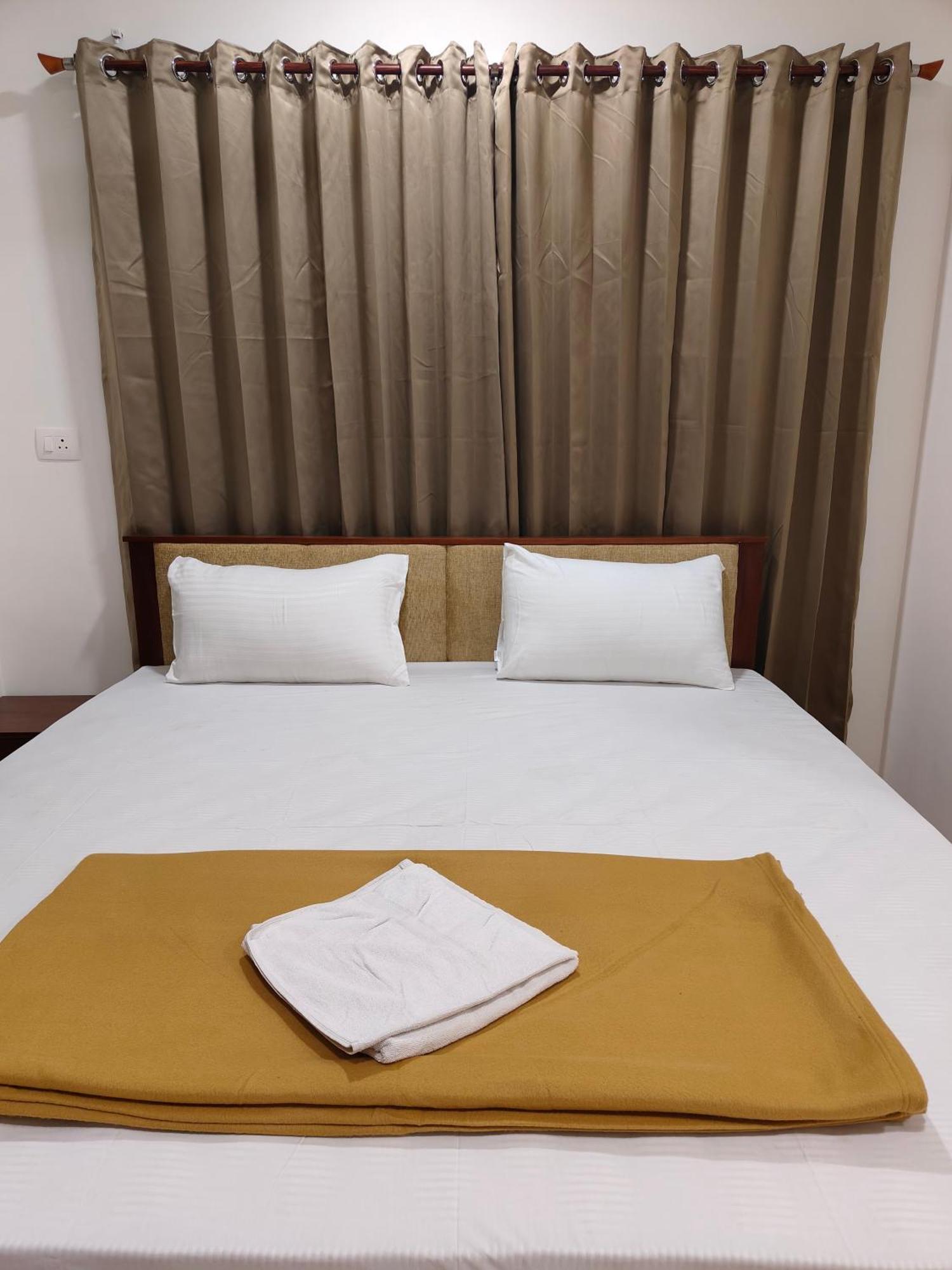 Hotel Nova Kochi Exterior foto