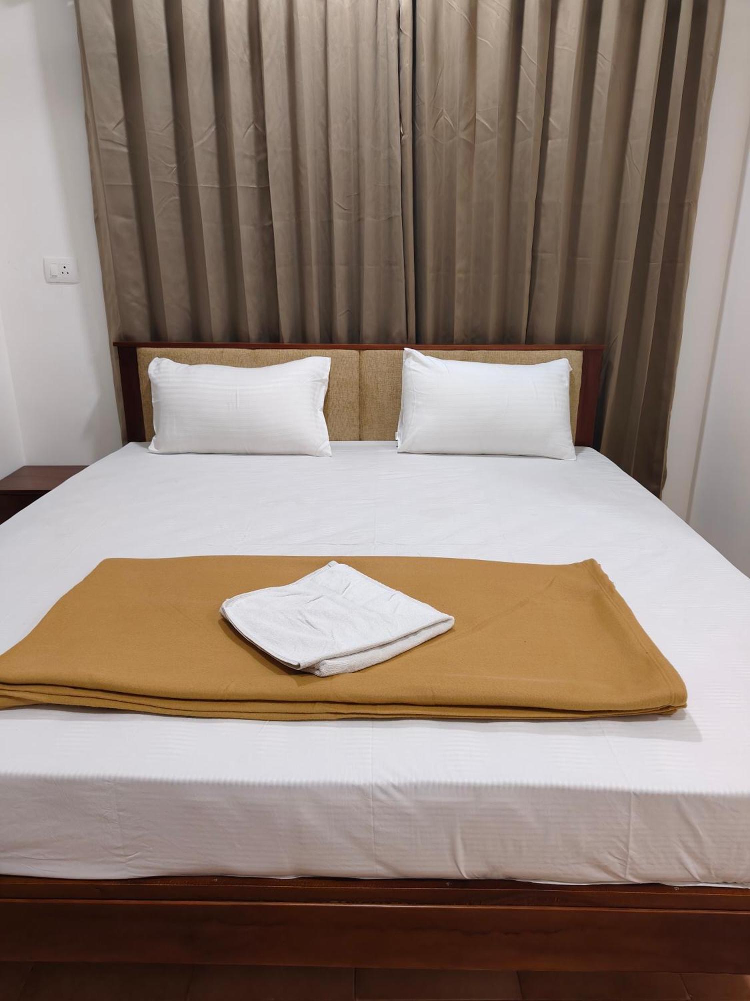 Hotel Nova Kochi Exterior foto